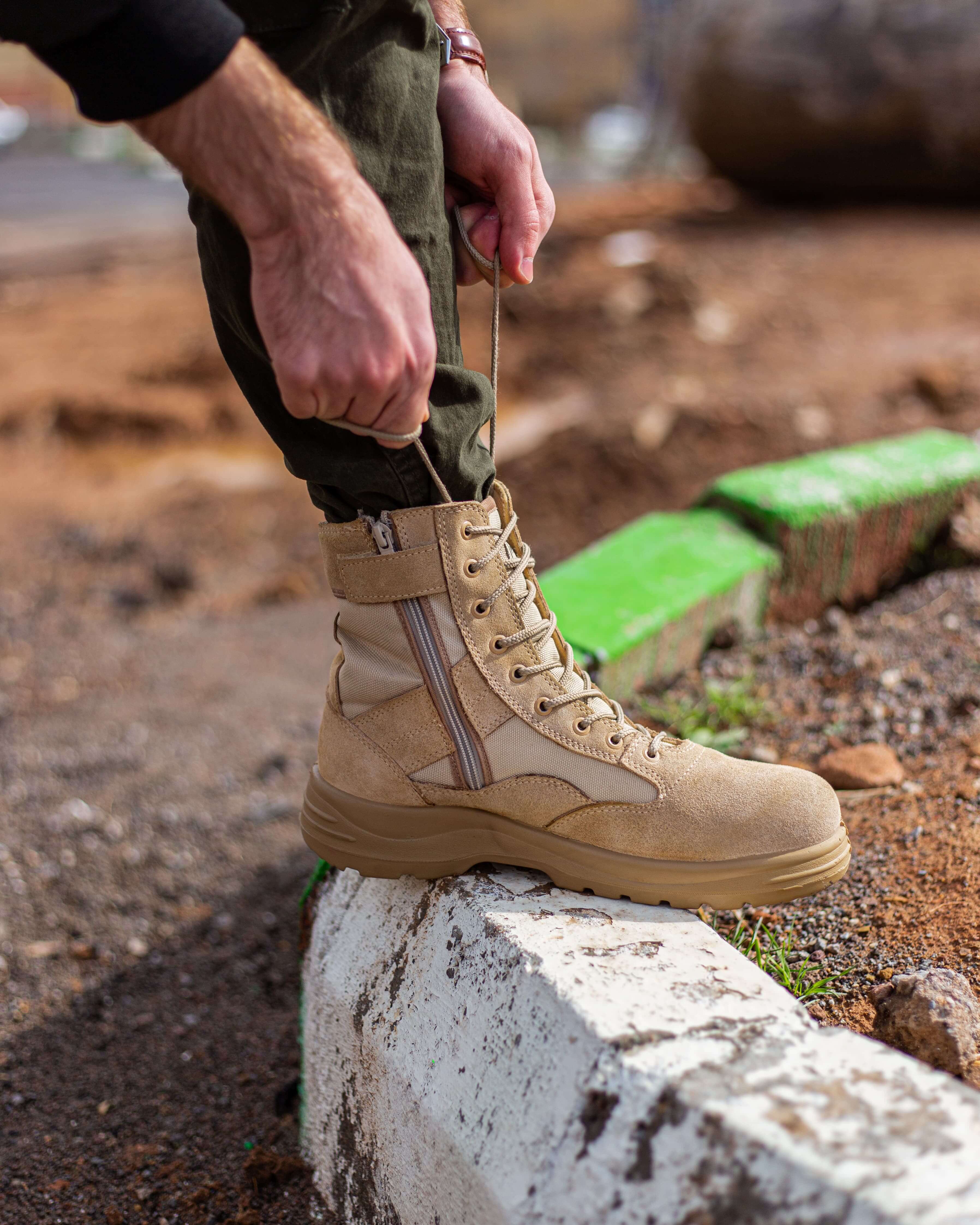 نمای بیرونی پوتین پاراشوت خاکی