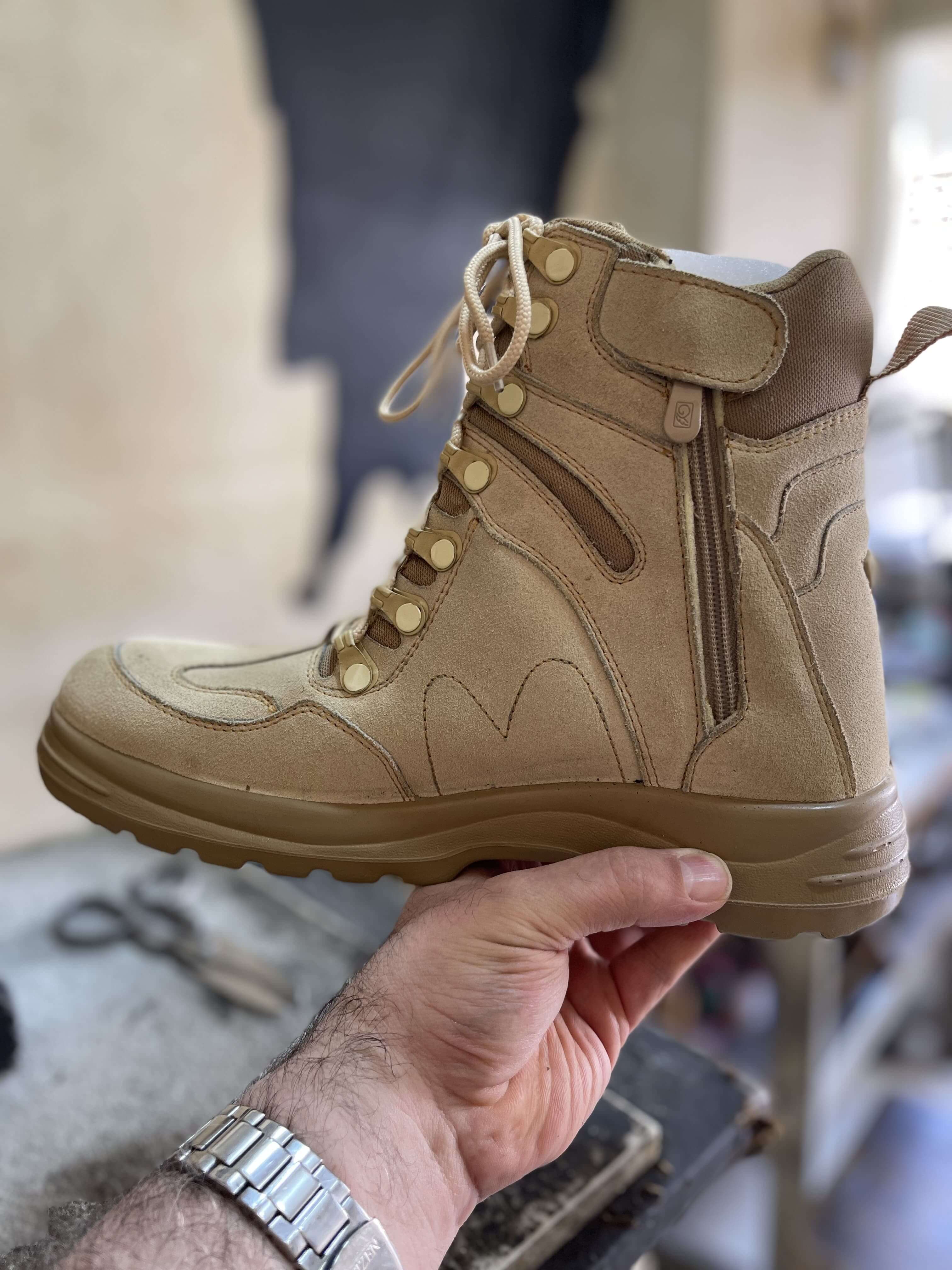 نمای بیرونی پوتین خاکی رافال